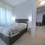 아우렐리아 가든룸 B&B