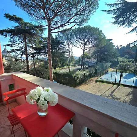Nocleg ze śniadaniem Aurelia Garden 3*