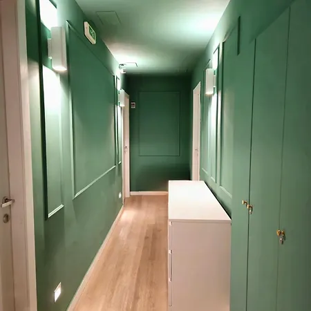 Aurelia Garden Frühstückspension 4*